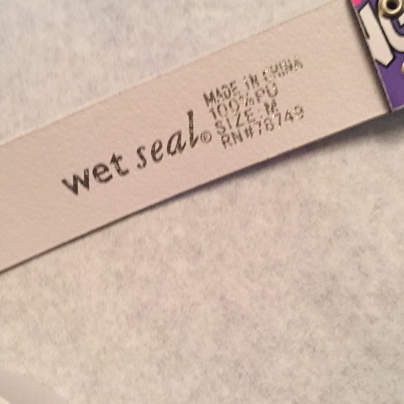 Wet Seal Comic Themed Belt - Picture 3 of 6